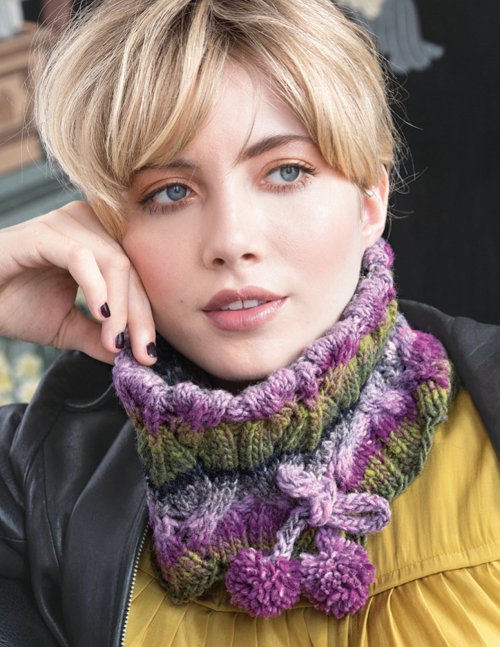 Model photograph of "Woven Lilac Cowl"