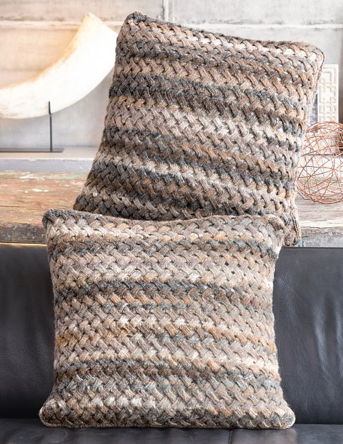 Model photograph of "Country Weave Pillows"