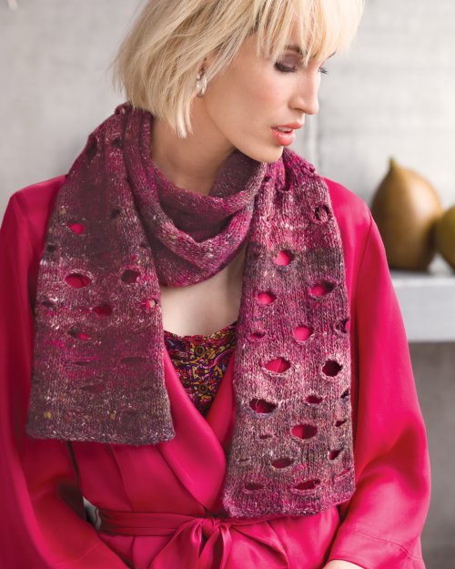 Model photograph of "19 - Buttonhole Scarf"