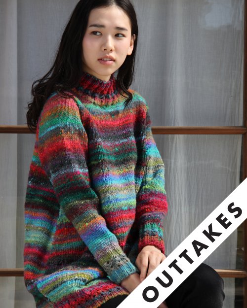 Model photograph of "32 - Sweater"