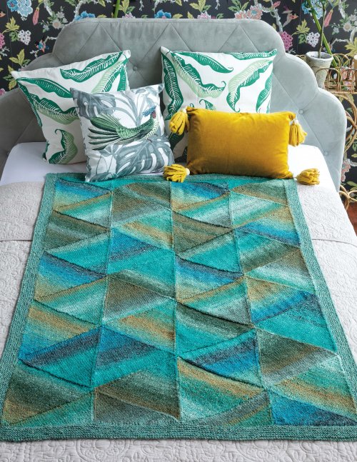 image preview of design '11 - Tilted Triangles Blanket'