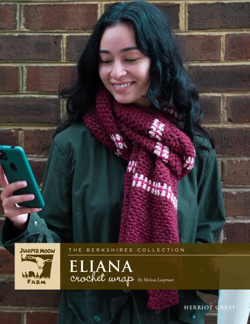 Model photograph of "Eliana Crochet Wrap"