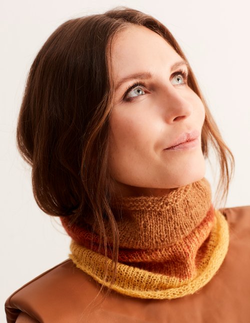 image preview of design 'Carina Cowl'