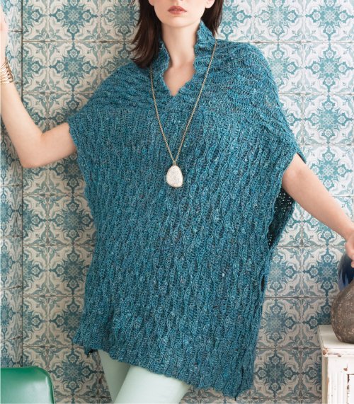 Model photograph of "Crochet Wave Poncho"