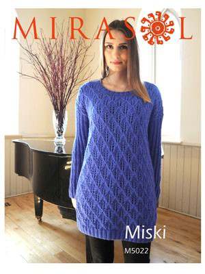 Model photograph of "Miski Oversized Tunic Pullover"