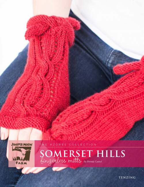 Model photograph of "'Somerset Hills' Mitts"