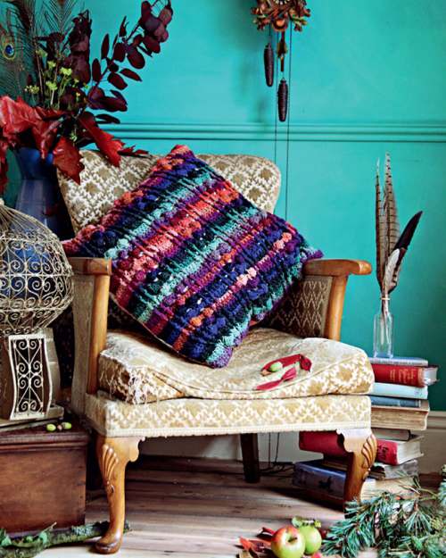 Model photograph of "08 - Berry Cushion Cover"