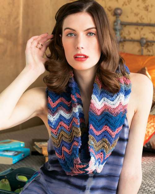 image preview of design '29 - Crocheted Chevron Cowl'