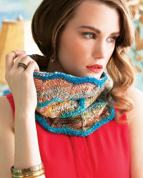 image preview of design '30 - Welted Chevron Cowl'