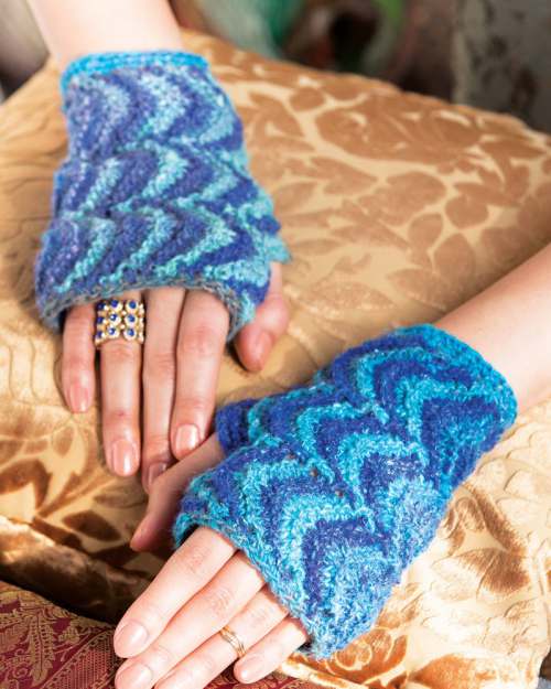 image preview of design '28 - Chevron Mitts'