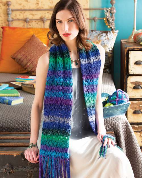 Model photograph of "27 - Fringed Scarf"