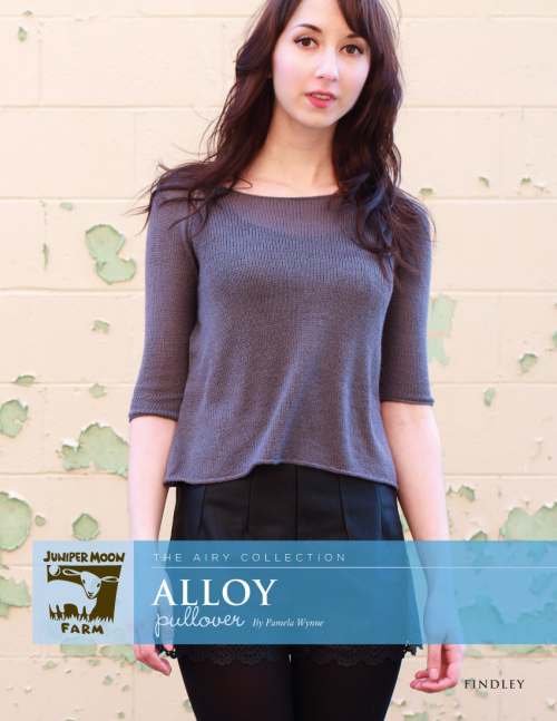Model photograph of "Alloy Pullover"
