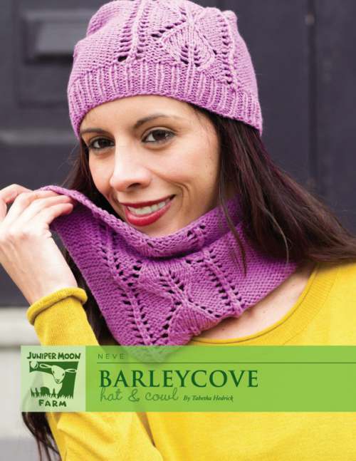 Model photograph of "'Barleycove' Hat & Cowl"