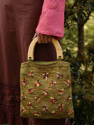 Model photograph of "Embroidered Bag "