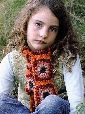 Model photograph of "Crochet Scarf"