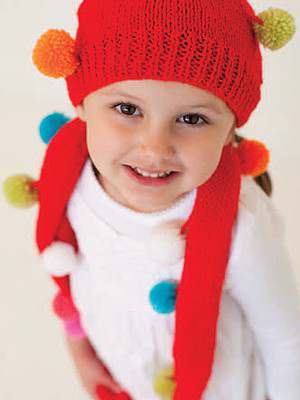 Model photograph of "HAT AND SCARF"